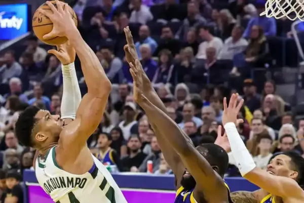 Kerr Breaks Curry Green Duo Sparks Flow